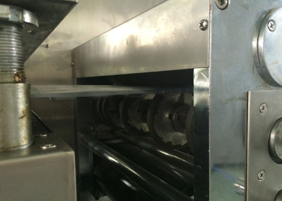 حفظ مواد التعبئة والتغليف الألومنيوم الصيدلة نفطة التعبئة والتغليف آلة نظام جمهورية الصين الشعبية